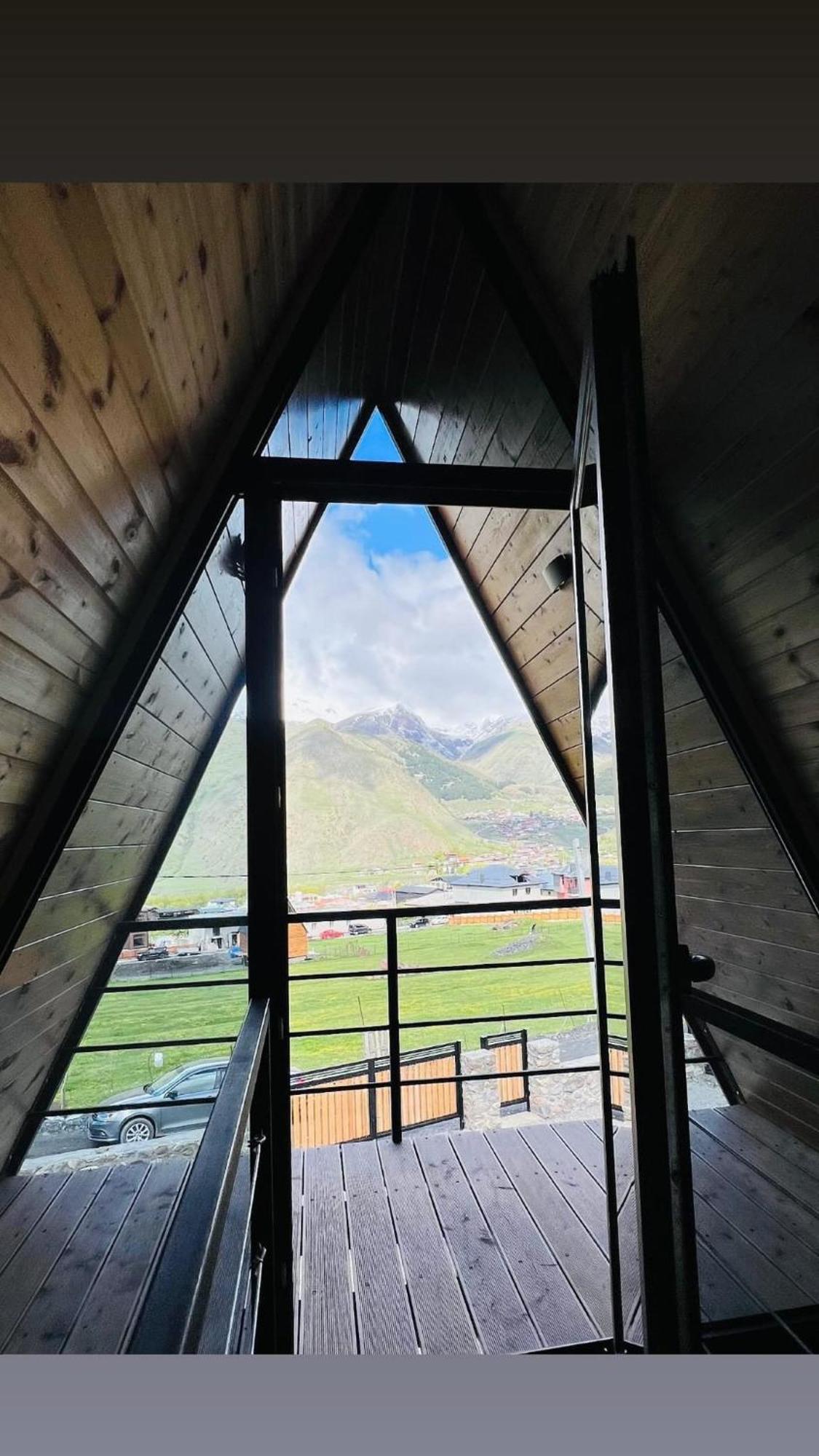 Sanseco Cottage Kazbegi Esterno foto